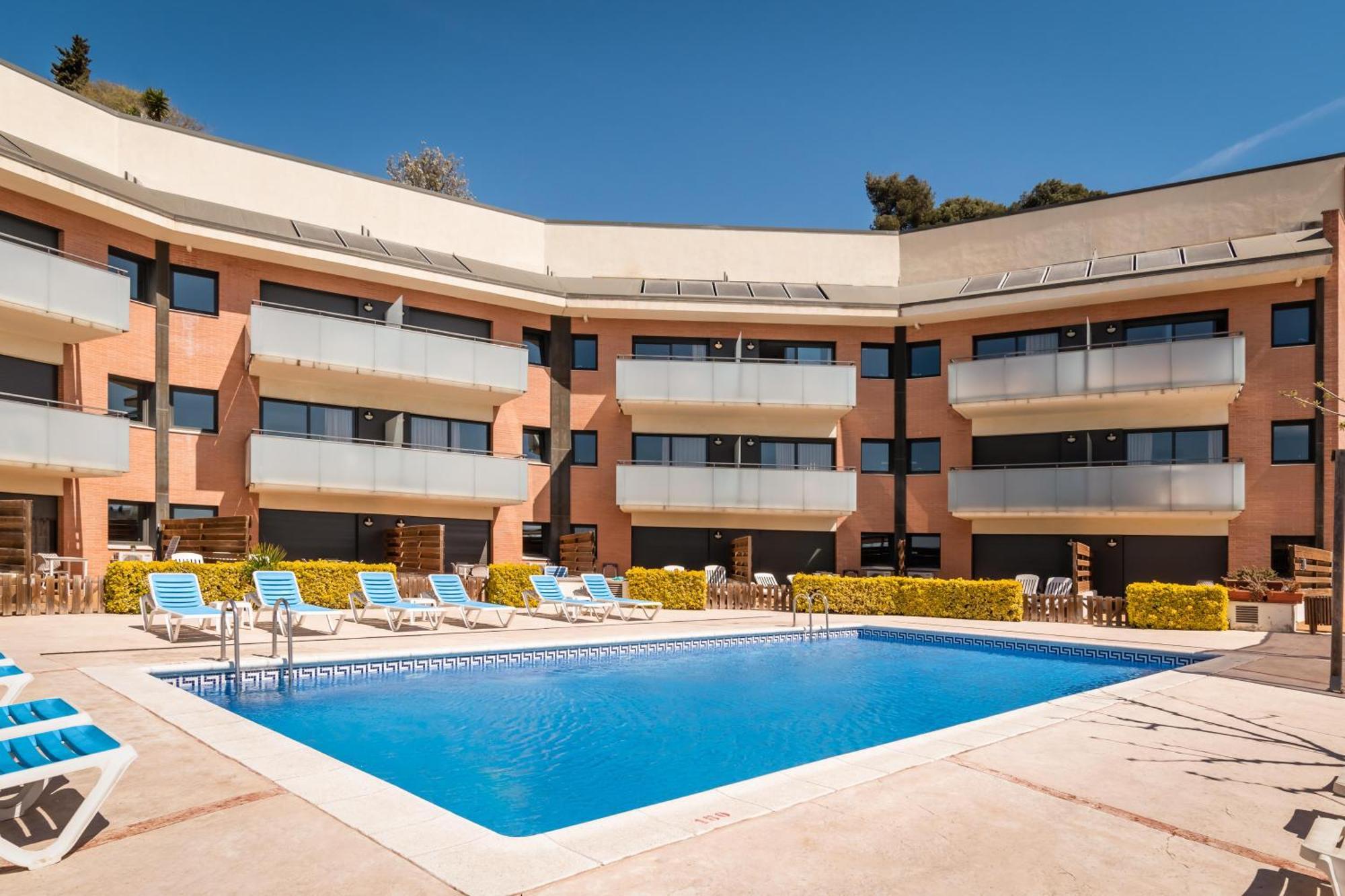 Santa Susanna Chic! Apartments By Alegria Kültér fotó